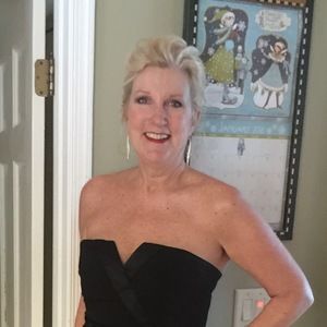 Meet your Posher, Liz